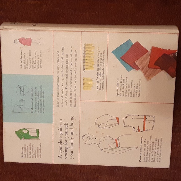 Vintage Better Homes and Gardens Sewing Book - Picture 6 of 7